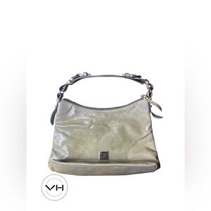 Dooney & Bourke Slouch Bag Elegant Design